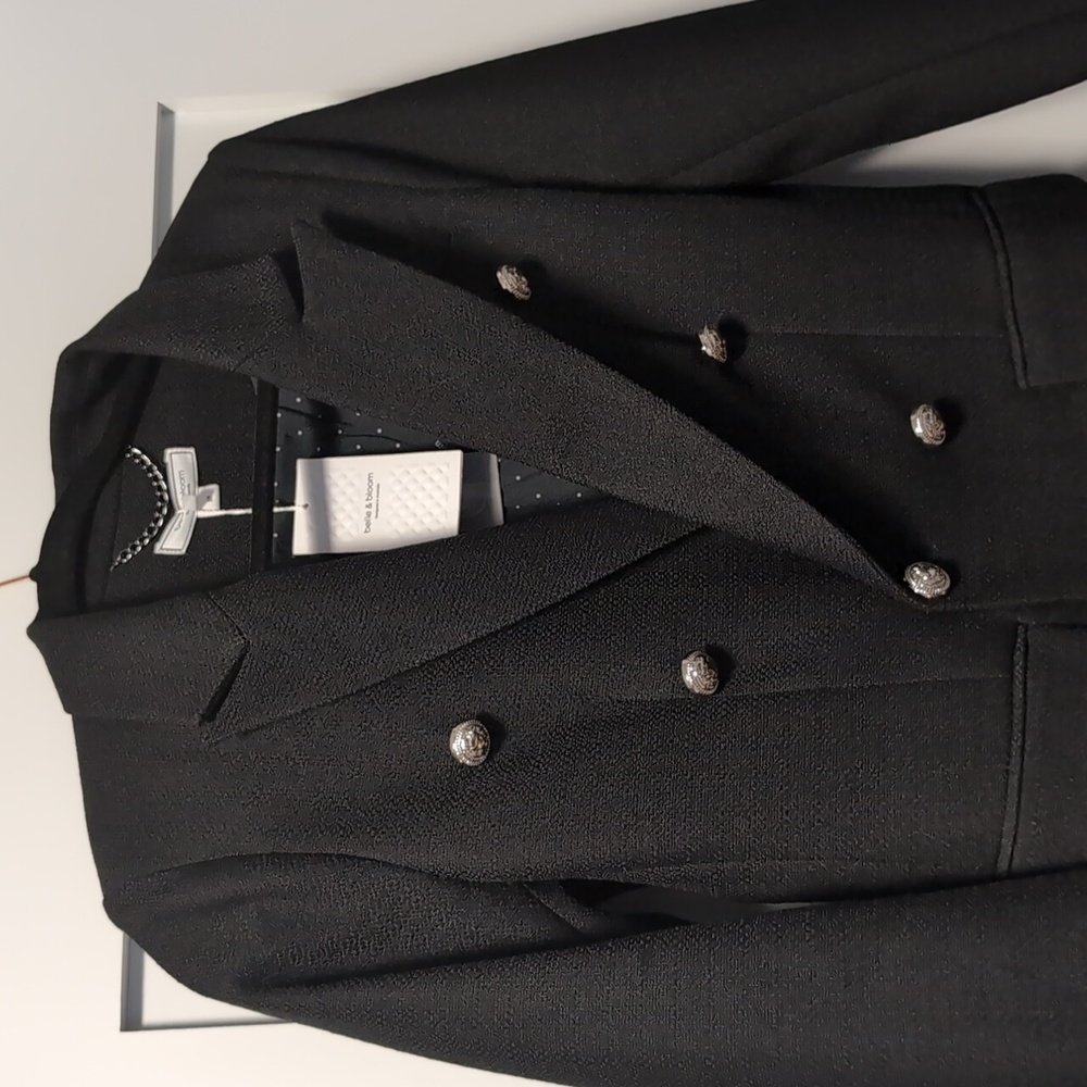 Belle & Bloom Black Blazer